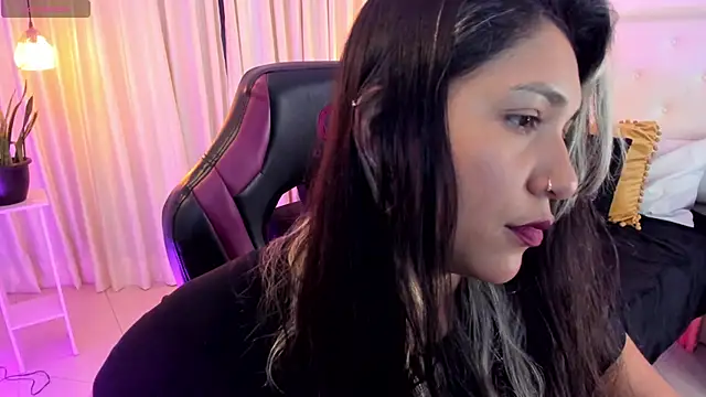 Snapshot of BonnieBad01 chatting on February 12, 2025, 6:09 pm BonnieBad01 online show from February 12, 2025, 6:09 pm