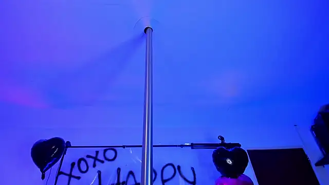 Snapshot of BonnieBad01 chatting on February 19, 2025, 6:10 pm BonnieBad01 online show from February 19, 2025, 6:10 pm