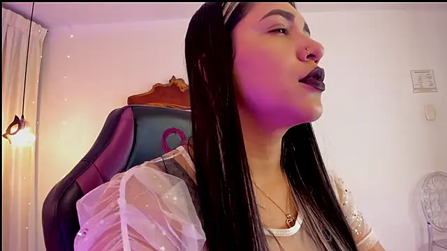 Snapshot of BonnieBad01 chatting on November 29, 2025, 2:20 pm BonnieBad01 online show from November 29, 2025, 2:20 pm