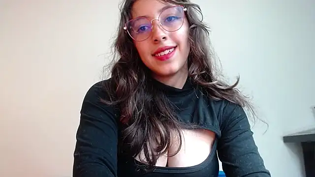 Snapshot of kute_Aliz chatting on March 21, 2025, 1:56 am kute Aliz online show from March 21, 2025, 1:56 am