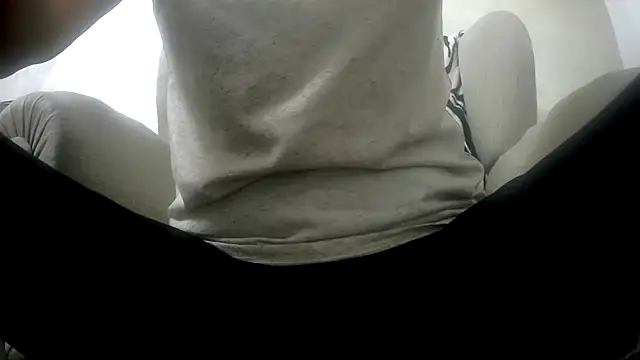 Snapshot of Web_Lady chatting on March 12, 2025, 4:56 pm Web Lady online show from March 12, 2025, 4:56 pm