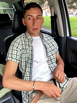 vpn1000 online show from November 26, 2025, 2:29 pm