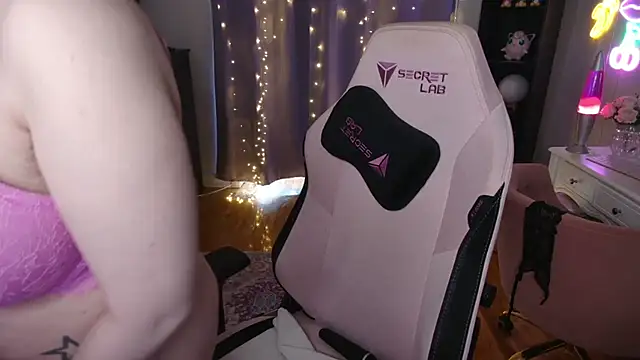 rachelbrooksxx online show from March 2, 2025, 7:23 pm