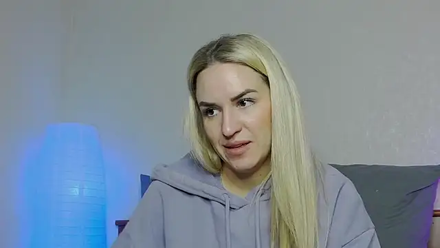 SofiJames online show from January 7, 2025, 6:16 am