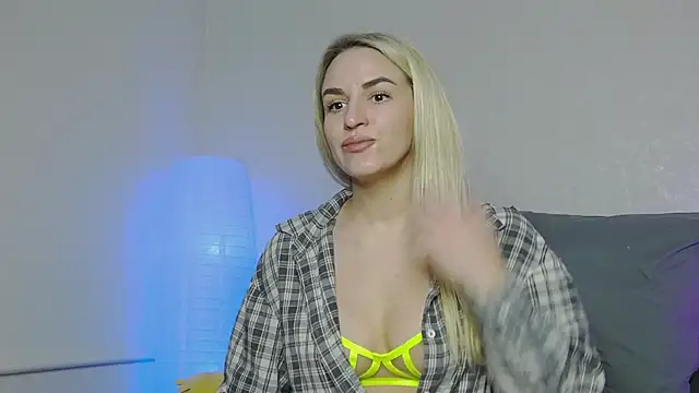 SofiJames online show from January 11, 2025, 6:14 am