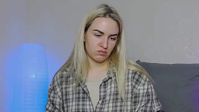 SofiJames online show from January 16, 2025, 6:14 am