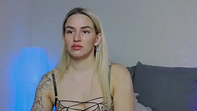 SofiJames online show from January 30, 2025, 6:03 am