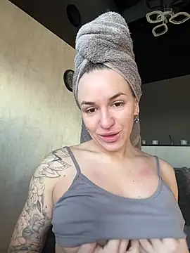 SofiJames online show from February 22, 2025, 5:55 am