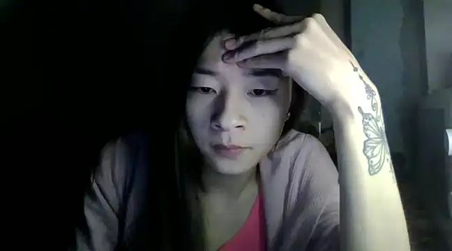 Snapshot of CarlyJoy chatting on February 2, 2025, 3:39 pm CarlyJoy online show from February 2, 2025, 3:39 pm