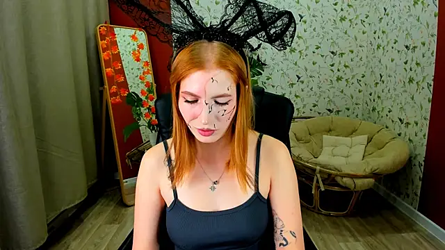 Mira  Blush online show from October 30, 2025, 8:53 pm