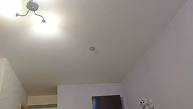 KathrineBerry online show from December 7, 2024, 4:53 am