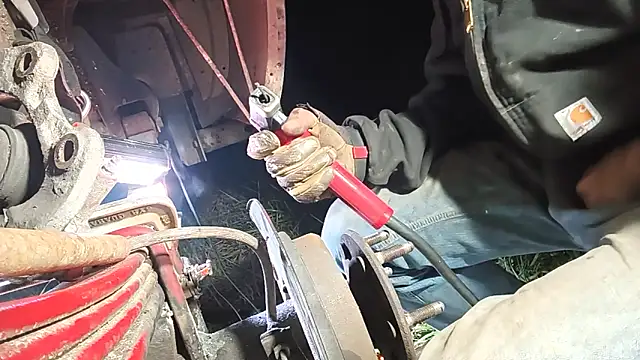 Bi curious86 online show from November 15, 2025, 1:58 am