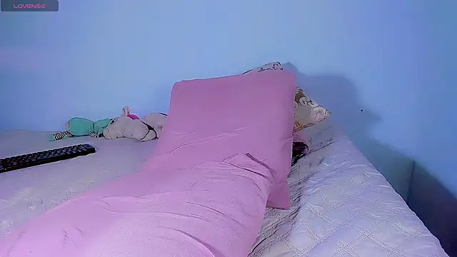 Snapshot of Hannahsmit chatting on November 30, 2025, 11:09 pm Hannahsmit online show from November 30, 2025, 11:09 pm