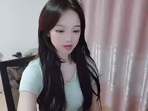 wwcc123 online show from October 12, 2025, 1:54 pm