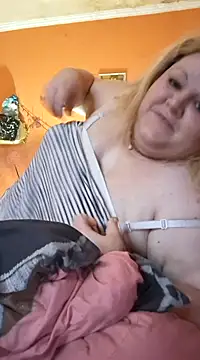 ducicsajsziii online show from December 3, 2024, 9:33 am