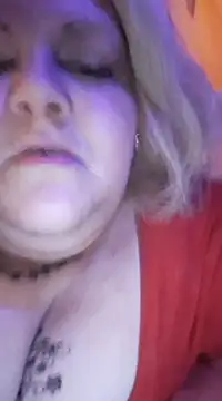 ducicsajsziii online show from March 17, 2025, 5:27 pm