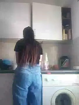 Snapshot of bruna_safadinhaa chatting on December 11, 2024, 12:23 pm bruna safadinhaa online show from December 11, 2024, 12:23 pm