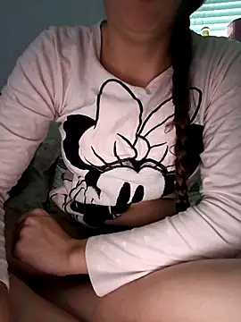 Snapshot of bruna_safadinhaa chatting on September 29, 2025, 3:39 pm bruna safadinhaa online show from September 29, 2025, 3:39 pm