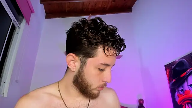 Snapshot of Juan_Castano chatting on November 20, 2025, 8:03 am Juan Castano online show from November 20, 2025, 8:03 am