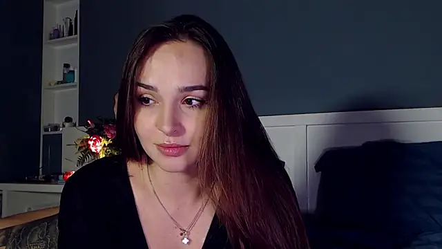 MeIisaLove online show from December 5, 2024, 1:49 pm