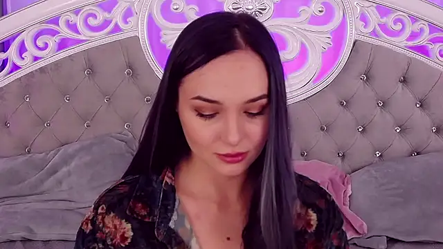 MeIisaLove online show from March 6, 2025, 7:10 pm