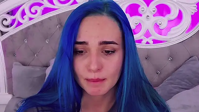 MeIisaLove online show from March 11, 2025, 9:45 am