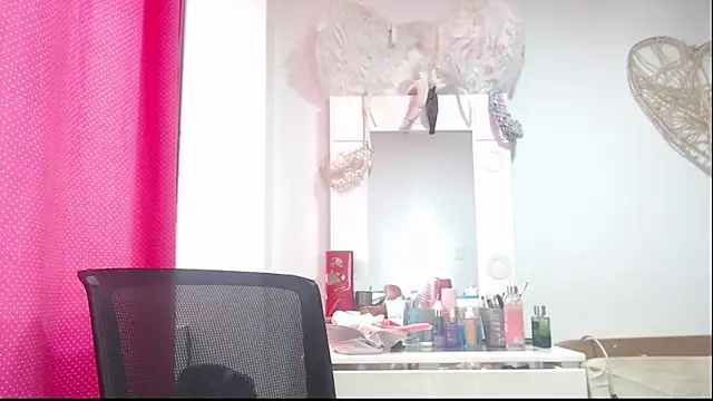 Victoria meester online show from February 7, 2025, 3:08 pm