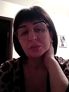 AlbinaXPretty online show from December 23, 2024, 5:06 am