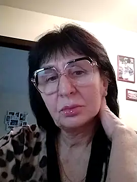 AlbinaXPretty online show from January 26, 2025, 1:47 pm