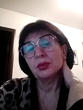 AlbinaXPretty online show from February 7, 2025, 7:17 pm