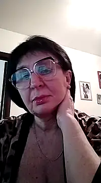 AlbinaXPretty online show from February 19, 2025, 2:44 pm