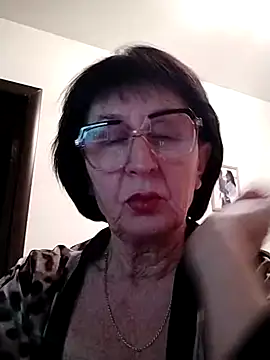 AlbinaXPretty online show from February 19, 2025, 9:25 pm