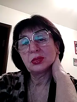 AlbinaXPretty online show from February 28, 2025, 9:12 pm