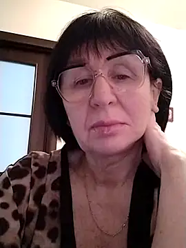 AlbinaXPretty online show from March 1, 2025, 8:23 am