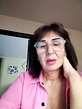 AlbinaXPretty online show from September 18, 2025, 8:05 am