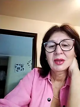 AlbinaXPretty online show from September 27, 2025, 7:24 am