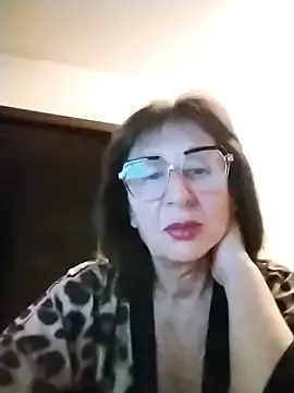 AlbinaXPretty online show from October 2, 2025, 7:43 pm