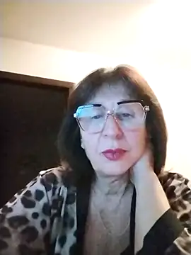 AlbinaXPretty online show from October 3, 2025, 9:23 pm