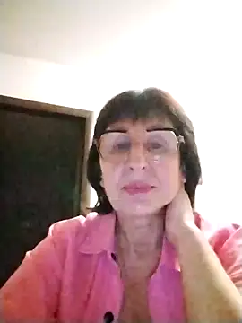 AlbinaXPretty online show from December 19, 2025, 9:44 pm