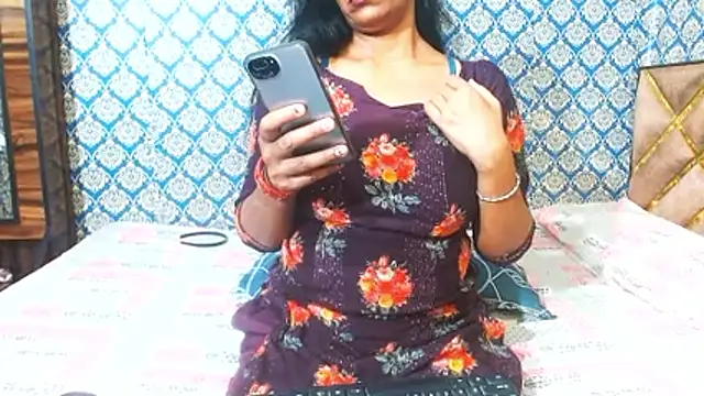 Snapshot of nikitahot3 chatting on October 22, 2025, 10:53 pm nikitahot3 online show from October 22, 2025, 10:53 pm