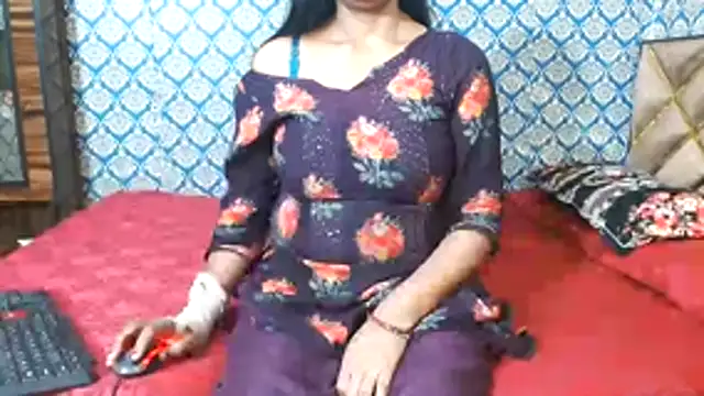 Snapshot of nikitahot3 chatting on November 5, 2025, 3:12 pm nikitahot3 online show from November 5, 2025, 3:12 pm