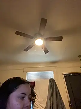 xocrybaby online show from November 26, 2025, 8:54 pm