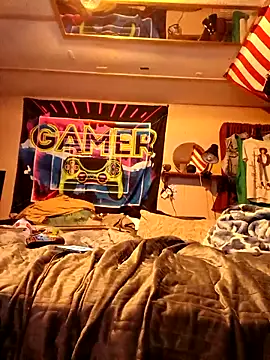 j hollywood91 online show from October 31, 2025, 10:55 pm