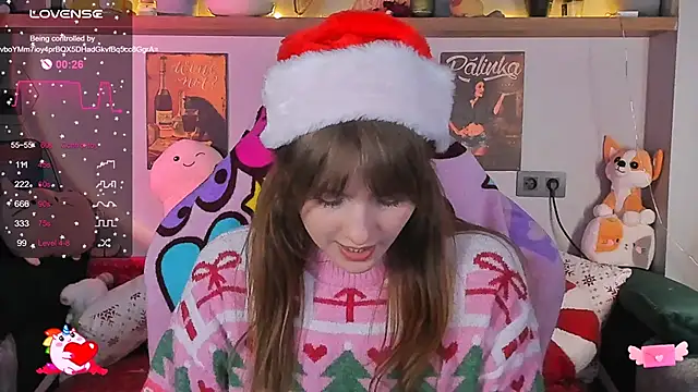 Snapshot of AliceLanley chatting on December 24, 2024, 4:19 pm AliceLanley online show from December 24, 2024, 4:19 pm