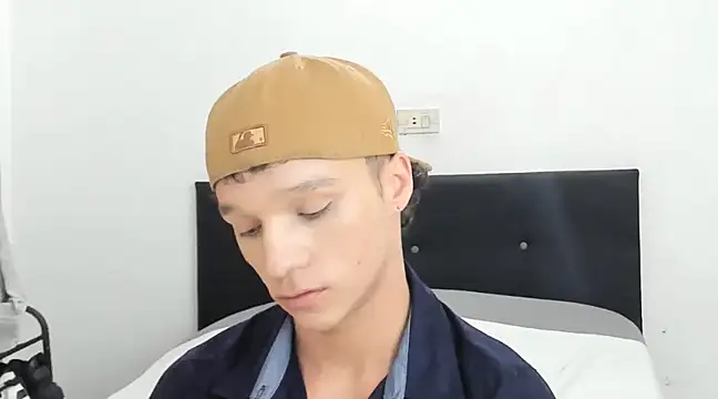 Snapshot of angelcortes chatting on December 31, 2024, 2:14 pm angelcortes online show from December 31, 2024, 2:14 pm