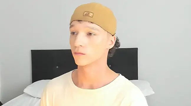 Snapshot of angelcortes chatting on March 1, 2025, 6:32 pm angelcortes online show from March 1, 2025, 6:32 pm