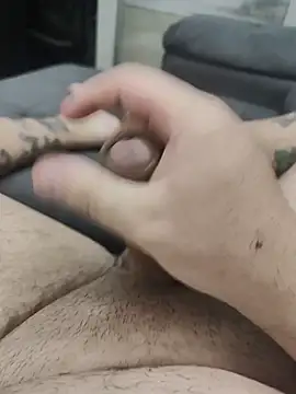 Snapshot of pete_97 chatting on December 26, 2024, 12:14 am pete 97 online show from December 26, 2024, 12:14 am