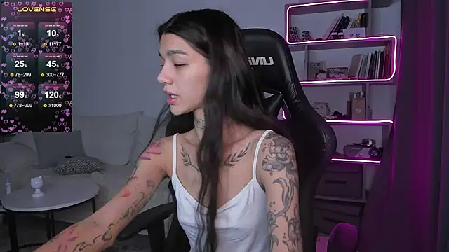 vinkitinkii online show from December 23, 2024, 9:27 am