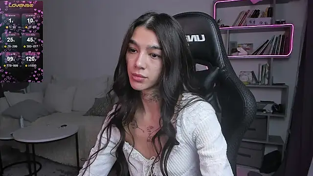 vinkitinkii online show from February 15, 2025, 9:49 am