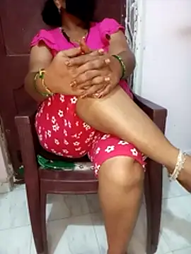 yours-kavaya online show from December 3, 2025, 11:19 am